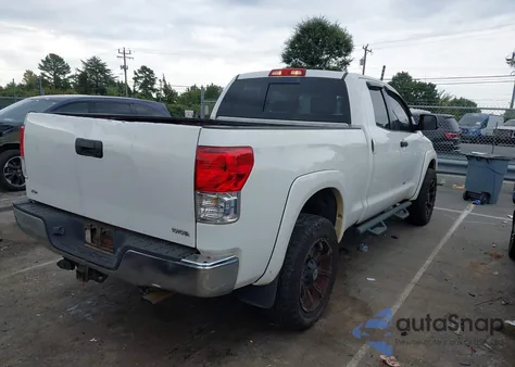 2011 Toyota Tundra Grade 4.6L V8 из США, поврежденный, VIN 5TFRM5F13BX032315